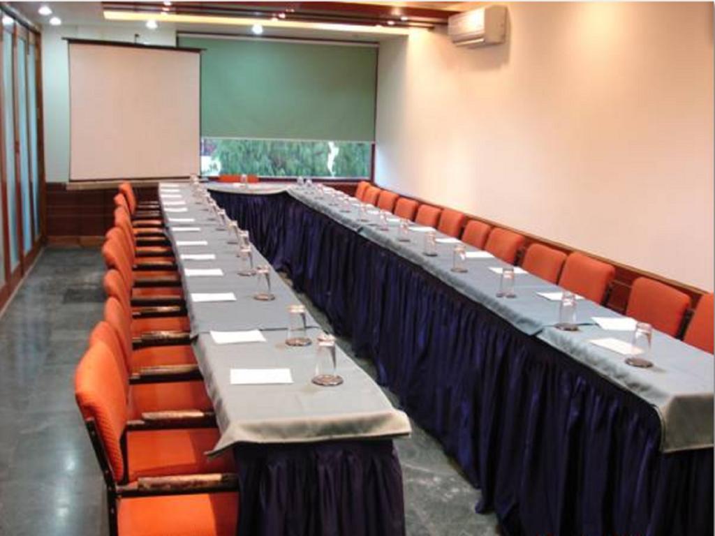 Oyo 15791 Flagship Hotel Executive Hazratganj Lakhnaú Exteriér fotografie