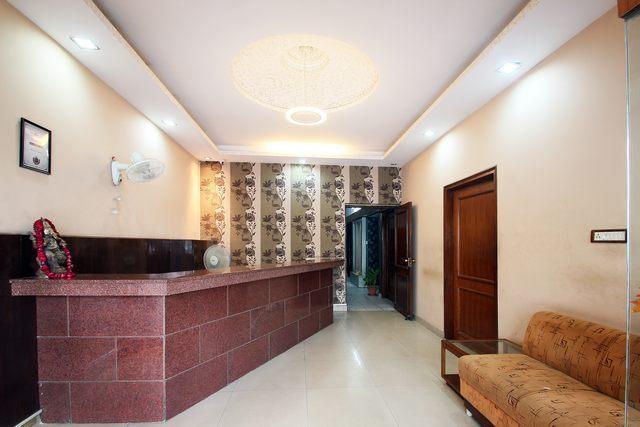 Oyo 15791 Flagship Hotel Executive Hazratganj Lakhnaú Exteriér fotografie